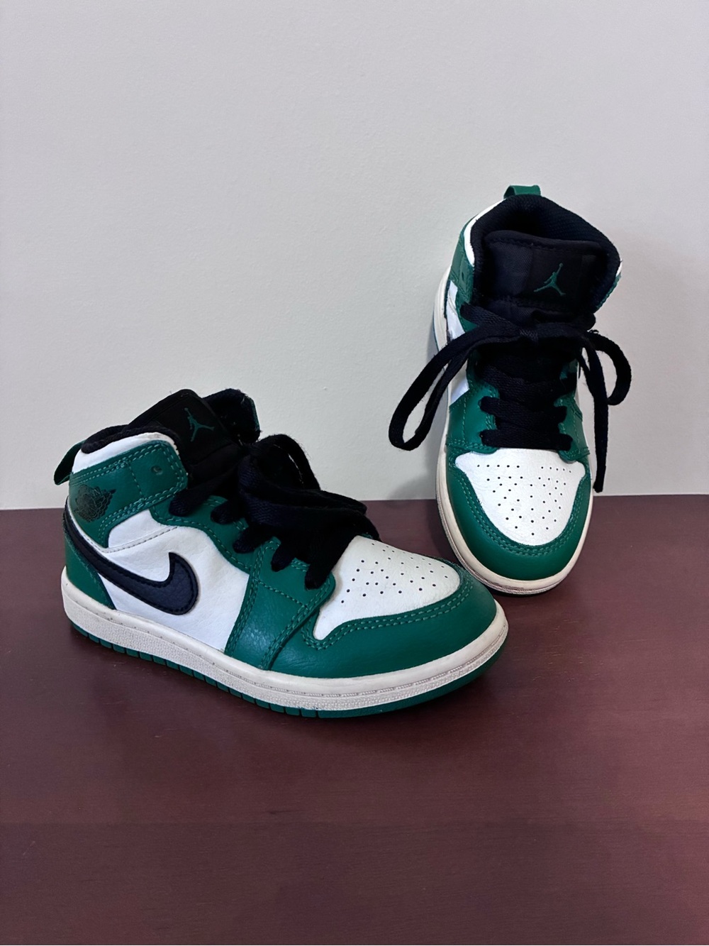 Nike Air Jordan 1 Mid SE Shoes Sneakers Pine Green BQ6932-301 Child Size 11C
